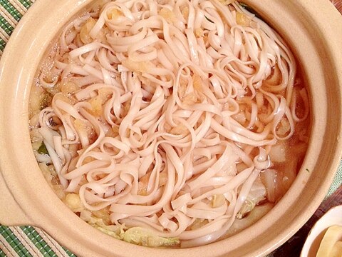 残業のパパに 白菜と長ネギの鍋焼きうどん レシピ 作り方 By みゅうしろ 楽天レシピ 残業のパパに 白菜と長ネギの鍋焼きうどん レシピ 作り方 By みゅうしろ 楽天レシピ